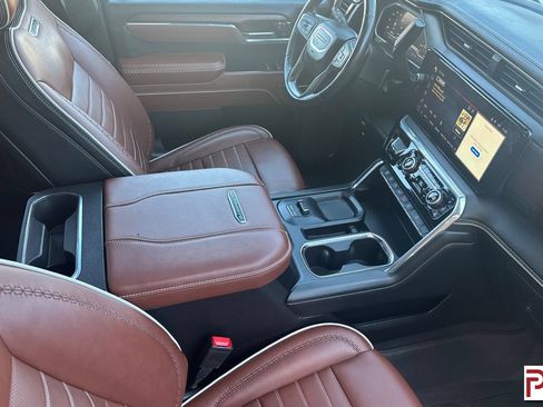 Certified 2024 GMC Sierra 3500 Denali Ultimate AWD/4WD image 16
