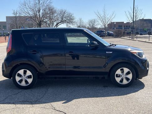 Used 2016 Kia Soul image 5