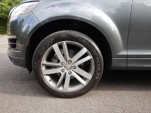 Used 2011 Audi Q7 3.0T Premium Plus AWD/4WD image 25