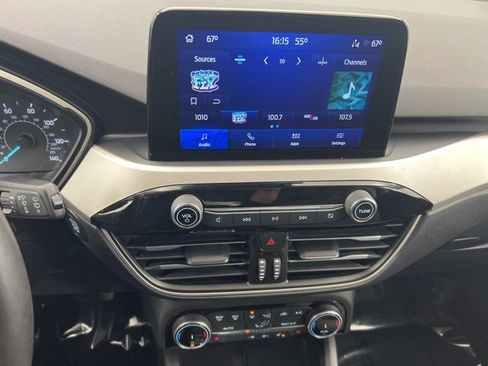 Used 2022 Ford Escape SE w/ Convenience Package image 19