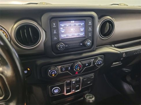 Used 2020 Jeep Wrangler Unlimited Sport S image 21