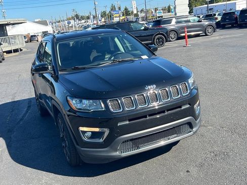 Used 2018 Jeep Compass Limited w/ Navigation Group FWD image 5