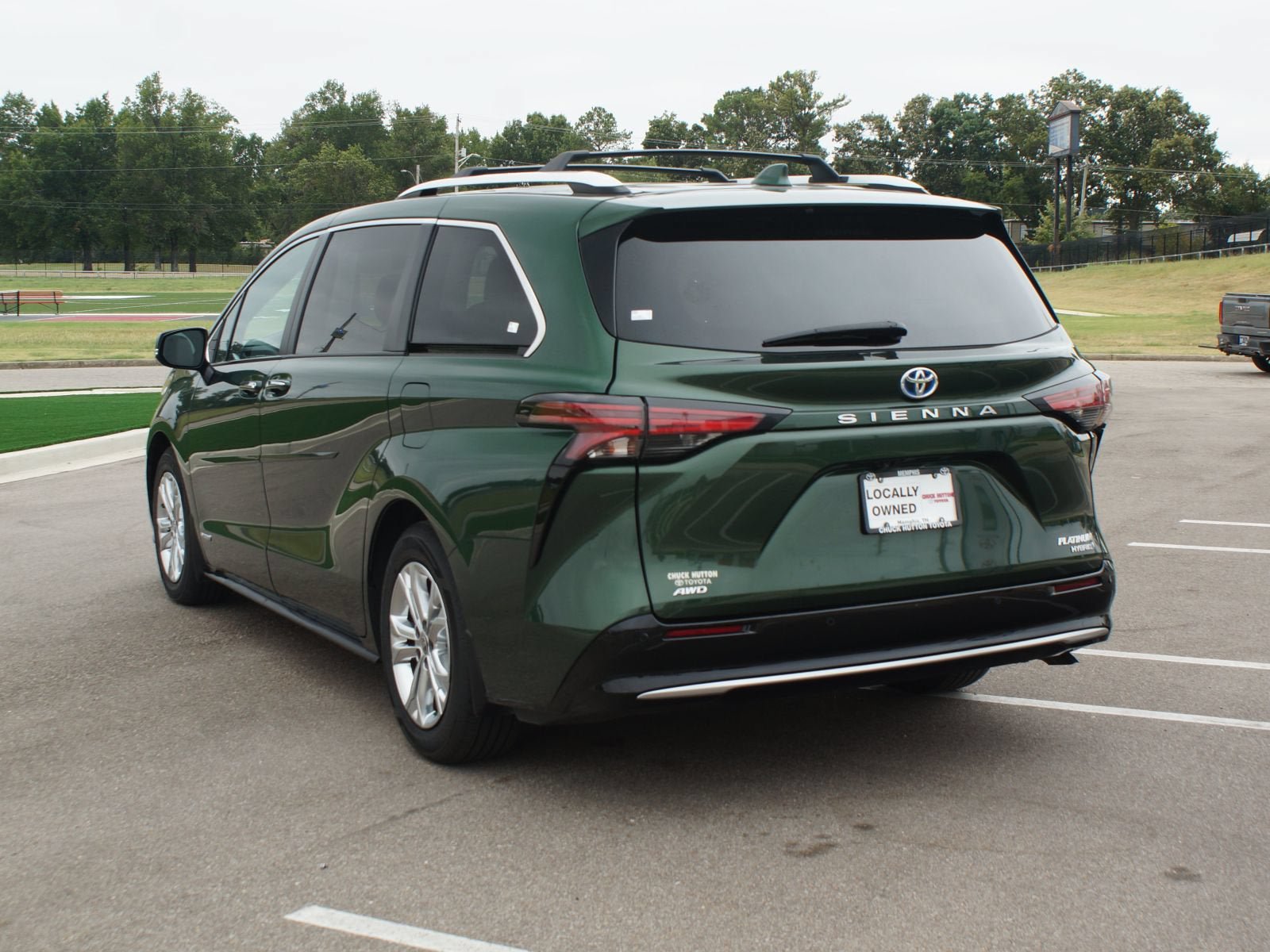 Used 2021 Toyota Sienna Platinum w/ Outdoor Package (TMS) AWD/4WD image 21