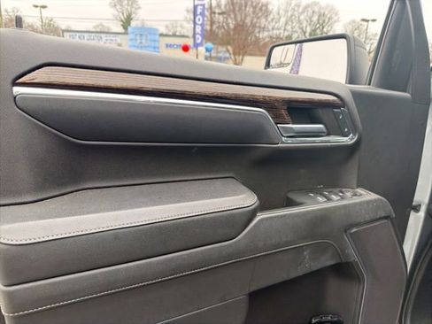 Used 2023 GMC Sierra 1500 Elevation image 22