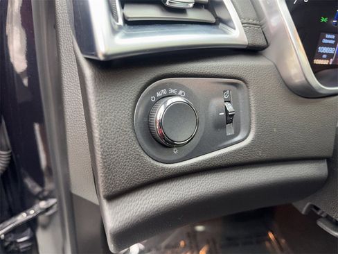 Used 2015 Cadillac SRX Luxury w/ Driver Awareness Package image 56