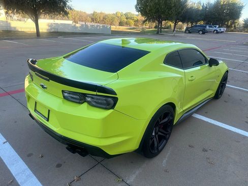 Used 2020 Chevrolet Camaro SS image 9