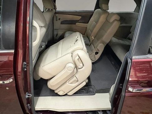 Used 2014 Honda Odyssey EX-L image 28