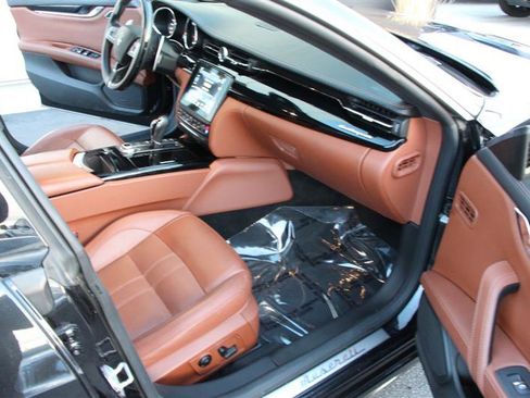Used 2017 Maserati Quattroporte S GranSport Q4 image 17