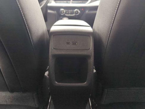 Used 2025 Chevrolet Trax LT w/ Driver Confidence Package FWD image 20