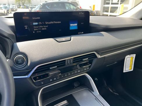 Certified 2025 MAZDA CX-70 3.3 Turbo w/ Premium Package image 28