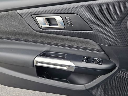 New 2026 Ford Mustang Coupe image 27