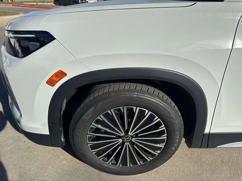 New 2026 Volkswagen Tiguan S FWD image 6