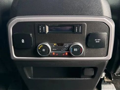 Used 2018 Ford Expedition Platinum AWD/4WD image 48