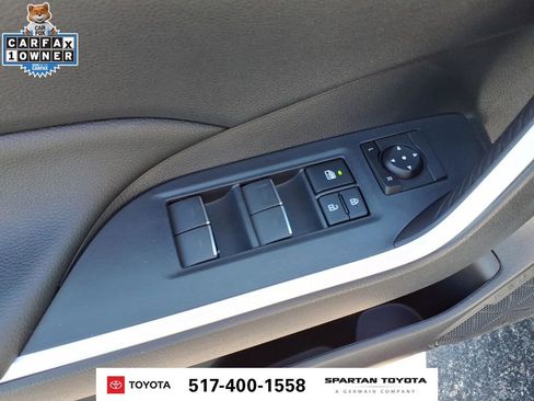 Used 2025 Toyota RAV4 XLE w/ Convenience Package AWD/4WD image 15