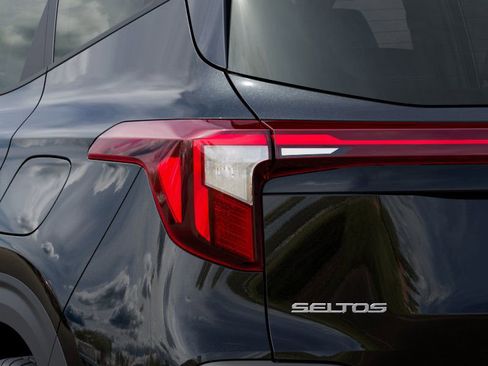 New 2026 Kia Seltos LX image 11