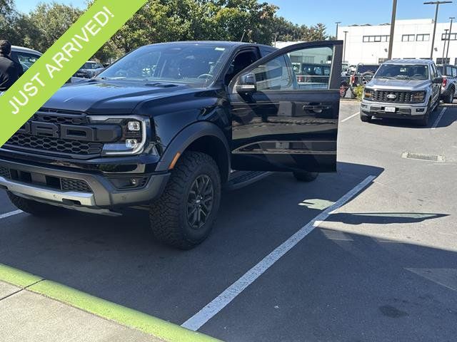 Certified 2025 Ford Ranger Raptor AWD/4WD image 1