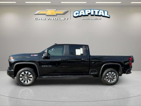 Used 2024 Chevrolet Silverado 2500 Custom w/ Custom Value Package AWD/4WD image 3