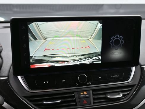 Used 2025 Nissan Altima 2.5 SR w/ SR Premium Package FWD image 14