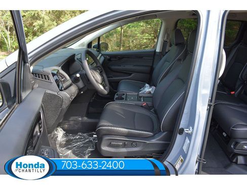 New 2026 Honda Odyssey Touring image 27