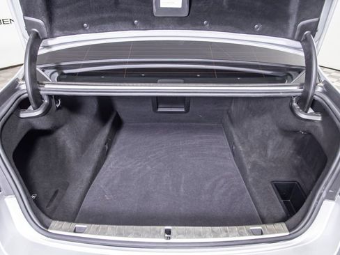 Used 2020 BMW 740i w/ M Sport Package RWD image 15
