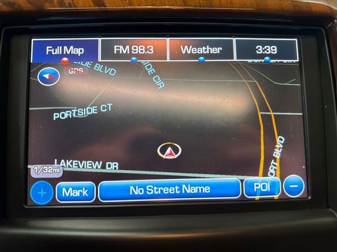 Used 2013 Cadillac Escalade Platinum image 24