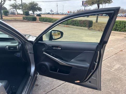 Used 2014 Lexus IS 250 image 16