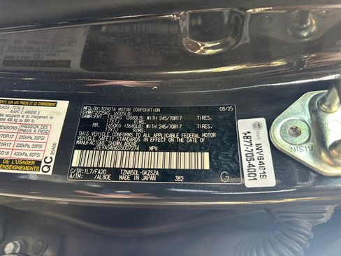 Used 2025 Toyota 4Runner SR5 RWD image 30