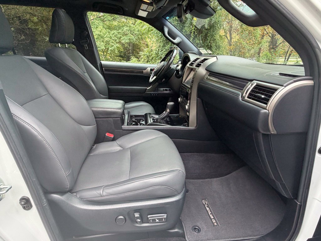 Used 2021 Lexus GX 460 Premium w/ Premium Plus Package AWD/4WD image 37