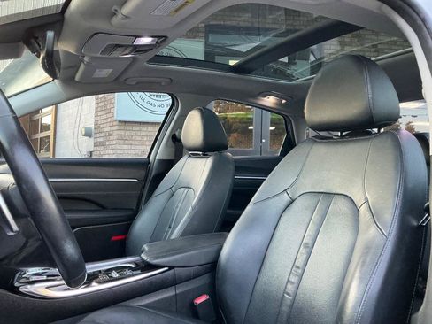 Used 2020 Hyundai Sonata Limited FWD image 16