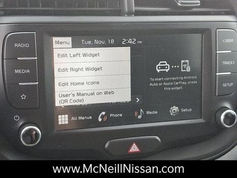 Used 2023 Kia Soul LX image 17