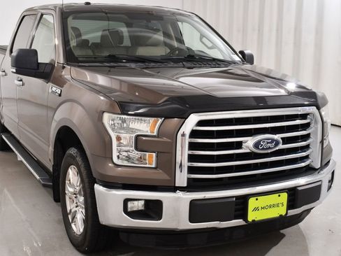 Used 2015 Ford F150 XLT w/ Equipment Group 301A Mid RWD image 4