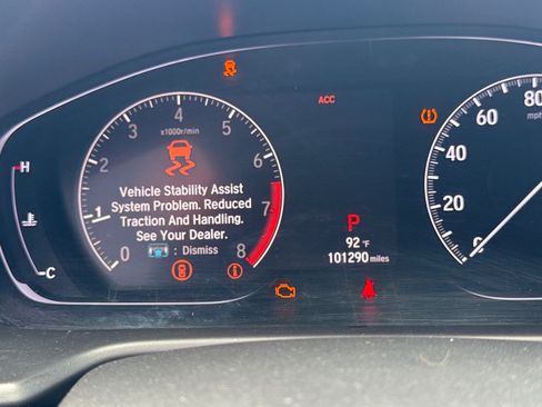 Used 2019 Honda Accord Sport image 11