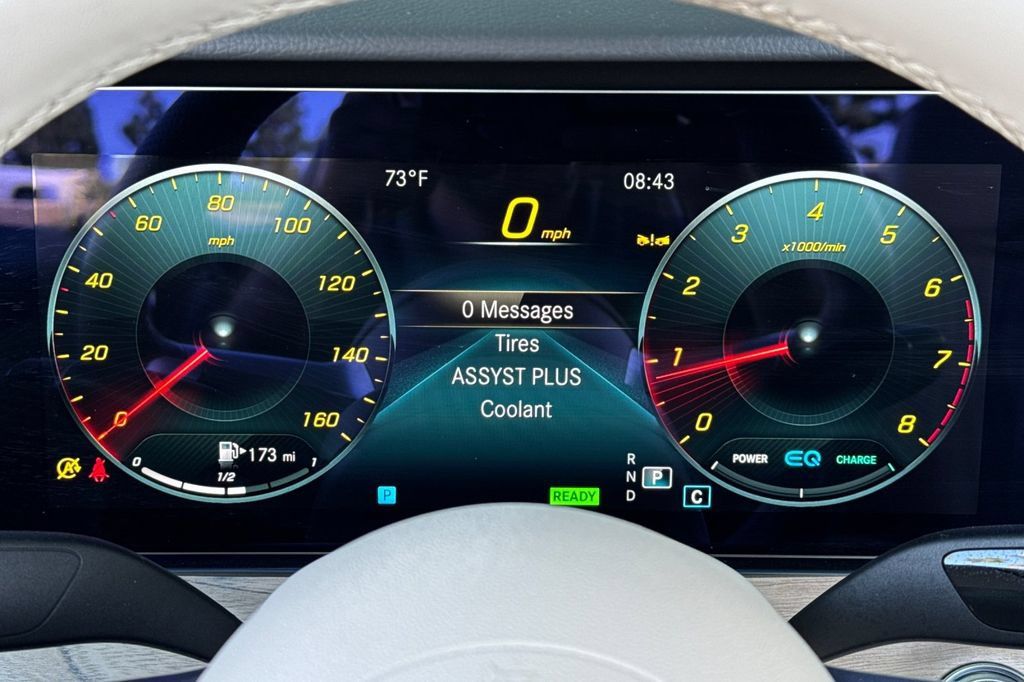 Used 2023 Mercedes-Benz E 450 Cabriolet image 32