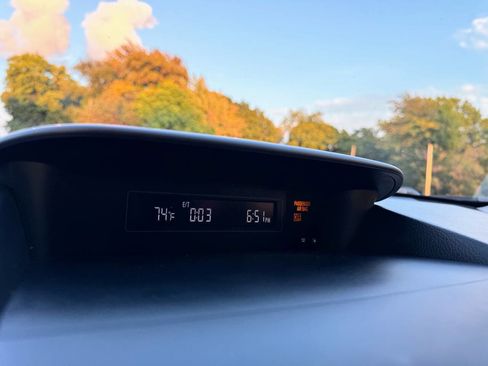 Used 2016 Subaru Crosstrek 2.0i image 17