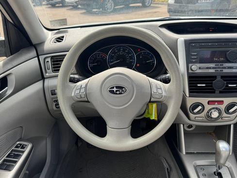 Used 2010 Subaru Forester 2.5X Premium AWD/4WD image 11