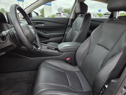 Used 2025 Honda Accord EX-L image 17