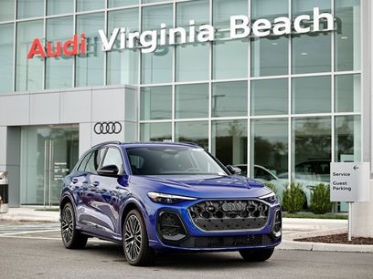 New 2025 Audi SQ5 Premium Plus