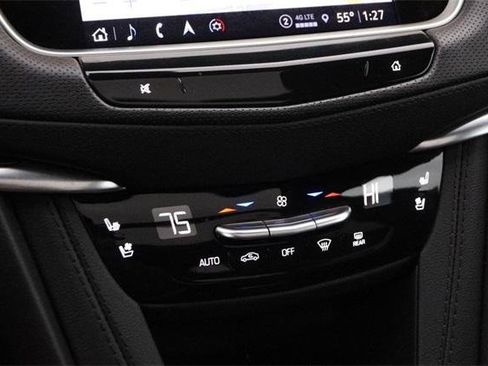 Used 2024 Cadillac XT5 Premium Luxury image 18