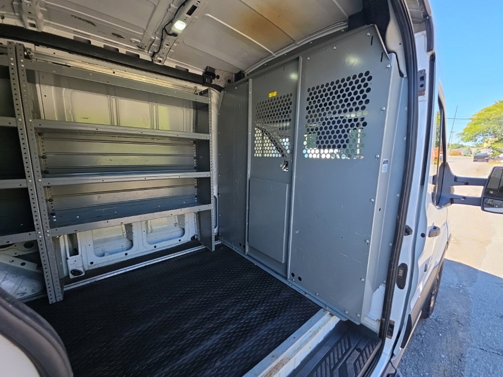 Used 2016 Ford Transit 250 130 Medium Roof RWD image 23