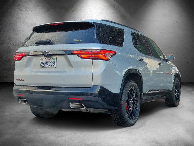 Used 2022 Chevrolet Traverse Premier w/ Redline Edition FWD image 3