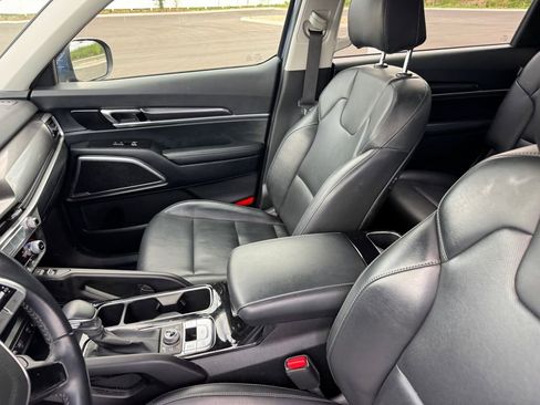 Used 2025 Kia Telluride S AWD/4WD image 10