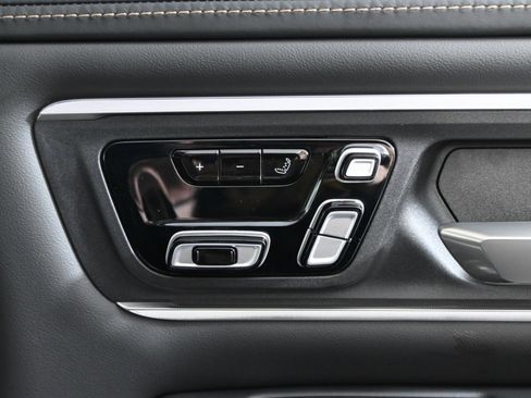 New 2026 RAM 1500 Tungsten w/ Trailer Tow Group image 16