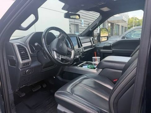 Used 2022 Ford F350 Platinum w/ FX4 Off-Road Package AWD/4WD image 10