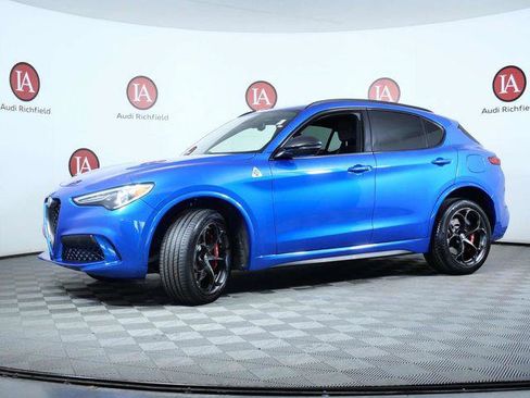Used 2020 Alfa Romeo Stelvio Quadrifoglio AWD/4WD image 4