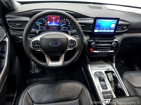 Used 2023 Ford Explorer Limited w/ Equipment Group 301A image 13
