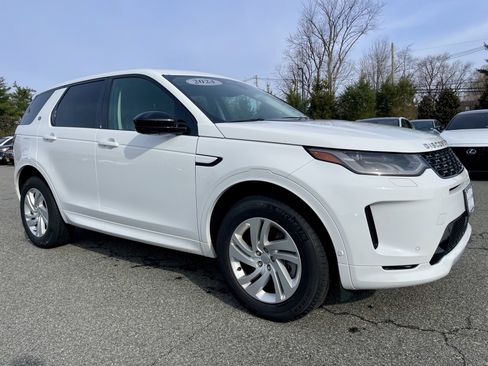 Certified 2024 Land Rover Discovery Sport S image 3