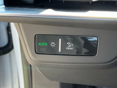 Used 2023 Audi e-tron GT Prestige w/ Prestige Package image 25