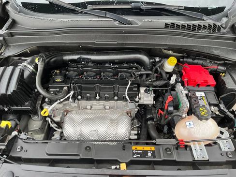 Used 2021 Jeep Renegade Latitude image 18