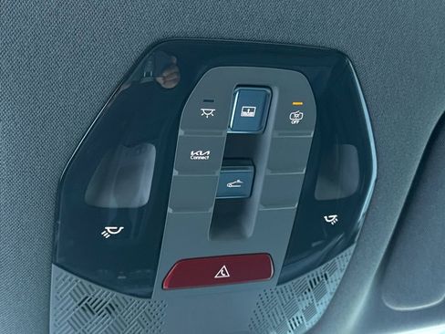 New 2026 Kia EV9 Wind image 35