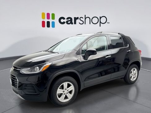 Used 2019 Chevrolet Trax LT w/ LT Convenience Package AWD/4WD image 1